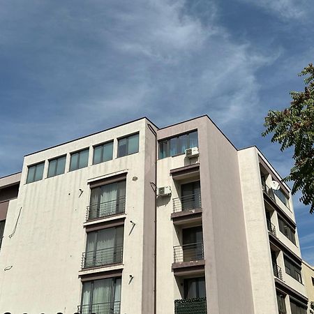 Centru Unirii Luxury Vip Apartament 2 Camere 98 Mp ! Parcare Subterana Privata Incalzita Iarna Si Climatizata Vara Doar Cu Rezervare In Limita Locurilor Disponibile ! Proprietate In Regim Hoteliep - Nu Are Bucatarie ! Bukarest Exteriör bild
