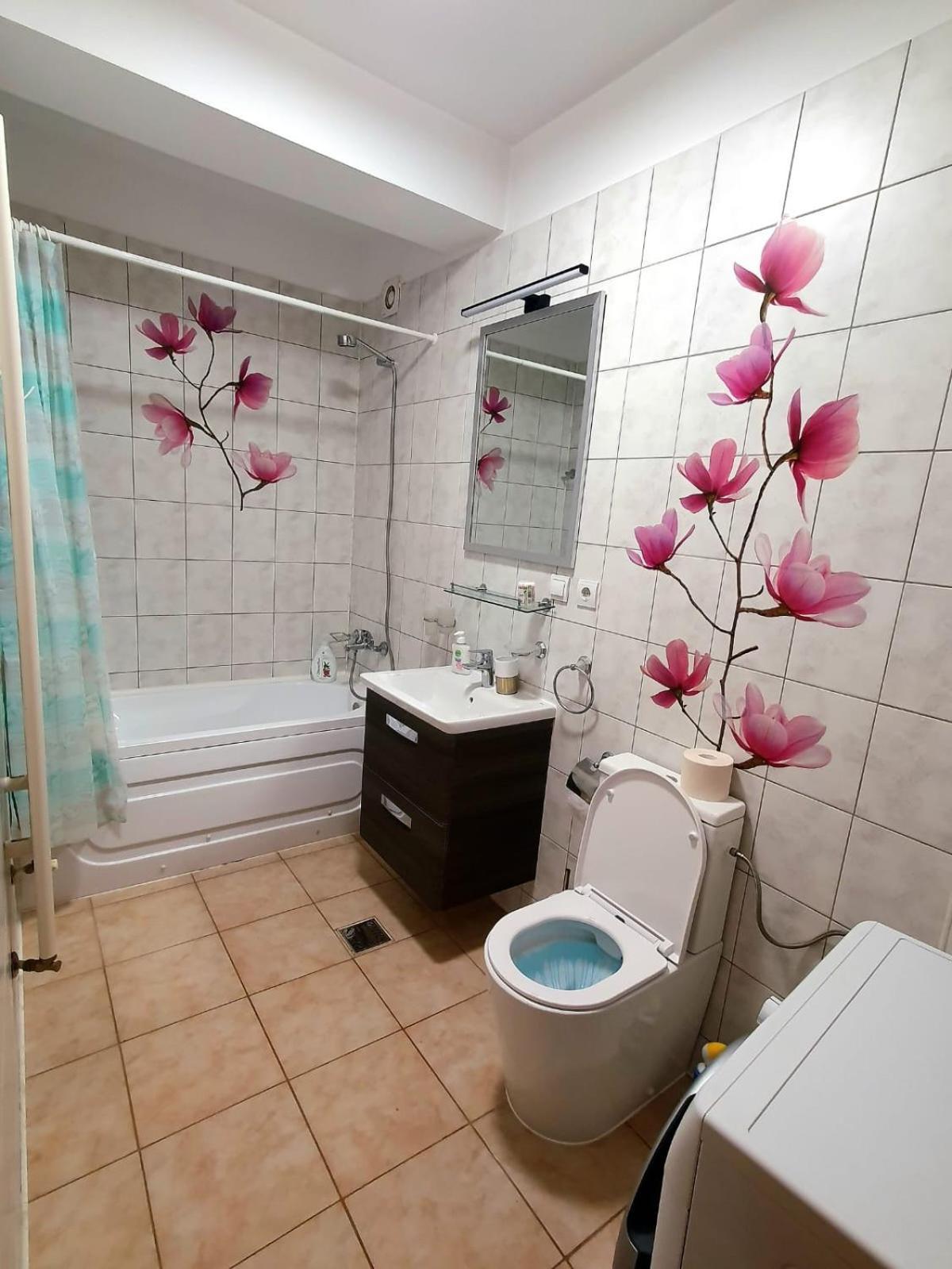 Centru Unirii Luxury Vip Apartament 2 Camere 98 Mp ! Parcare Subterana Privata Incalzita Iarna Si Climatizata Vara Doar Cu Rezervare In Limita Locurilor Disponibile ! Proprietate In Regim Hoteliep - Nu Are Bucatarie ! Bukarest Exteriör bild