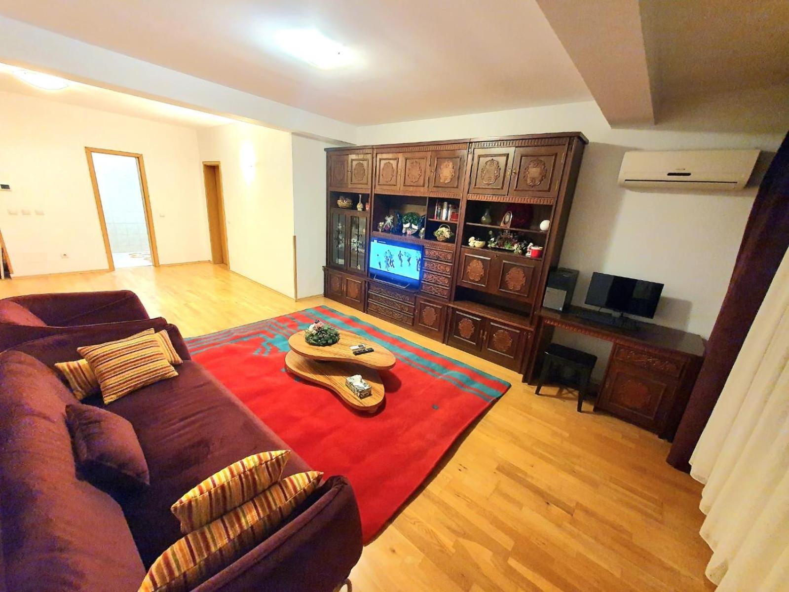 Centru Unirii Luxury Vip Apartament 2 Camere 98 Mp ! Parcare Subterana Privata Incalzita Iarna Si Climatizata Vara Doar Cu Rezervare In Limita Locurilor Disponibile ! Proprietate In Regim Hoteliep - Nu Are Bucatarie ! Bukarest Exteriör bild